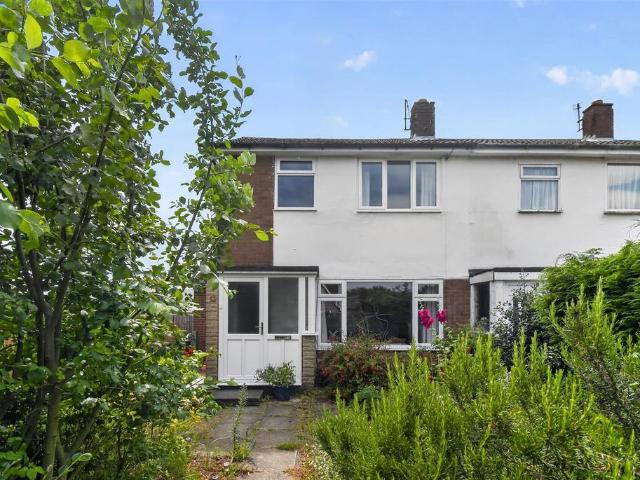 House for sale in Holgate, High Field