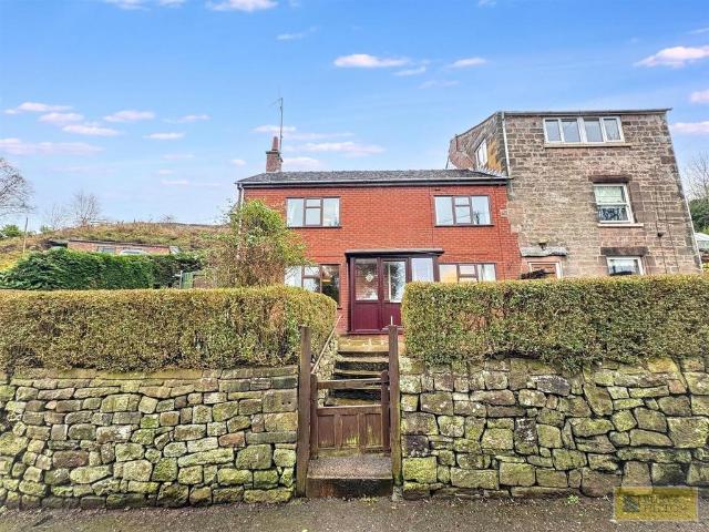 House for sale in Kingsley Moor, Staffordshire