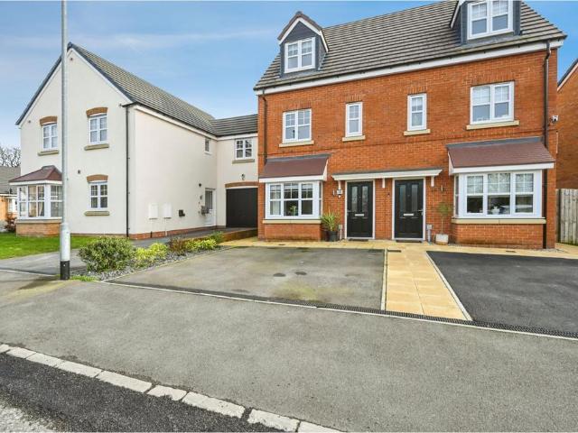 House for sale in Skelmersdale, West Lancashire