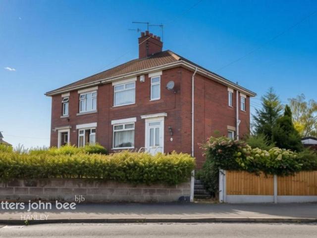 House for sale in Norton-Le-Moors, Ball Green
