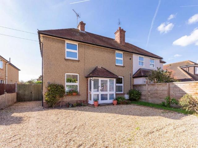 House for sale in Holyport, Bray