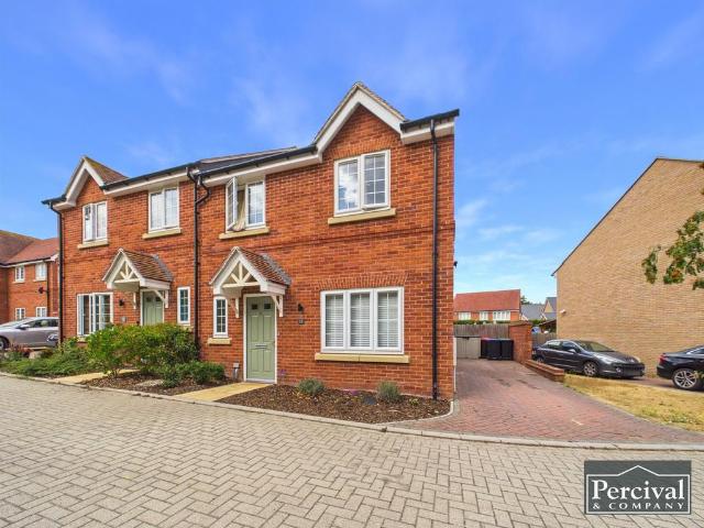 House for sale in Chipping Hill, Essex