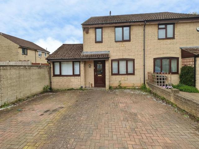 House for sale in Yate Rocks, Yate