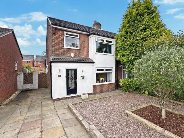 House for sale in Daisy Hill, Westhoughton