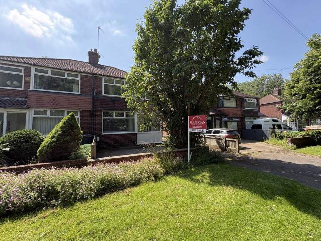 House for sale in Pendock, Greater Manchester