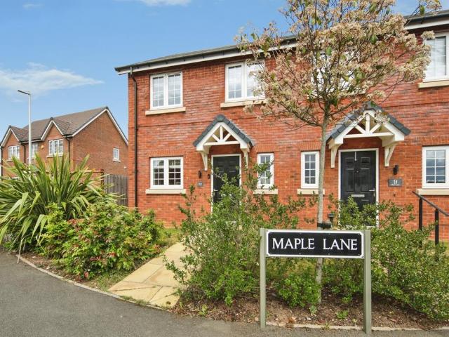 House for sale in Green Close, Warwickshire