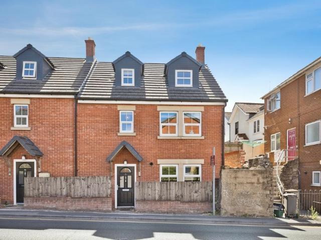 House for sale in Yeovil, Somerset