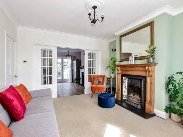 House for sale in Woodside, North Watford