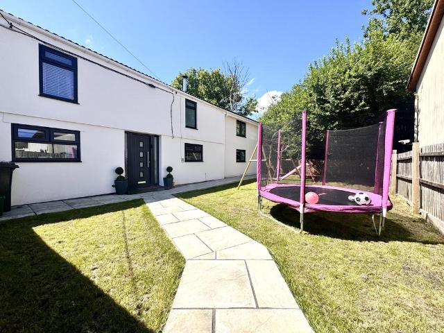 House for sale in Aberaman North, Aberaman