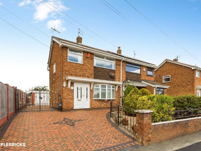 House for sale in Bradley, Llay