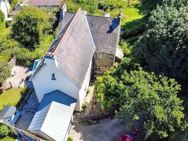 House for sale in Weir Quay, Devon