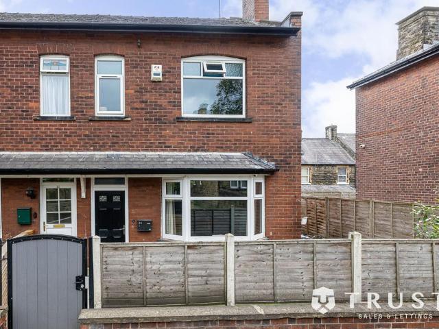 House for sale in Batley, West Yorkshire