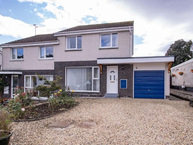 House for sale in Crieff, Scotland