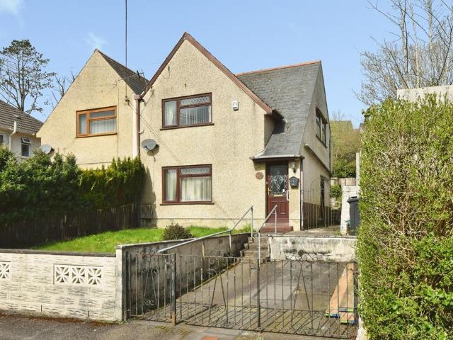 House for sale in Pontardawe, Pontardawe, Clydach