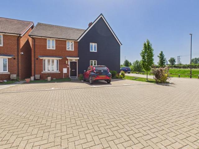 House for sale in Kingsbrook, Bierton