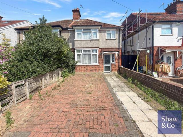 House for sale in London Borough of Hounslow, Heston