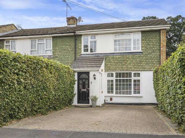 House for sale in Emmer Green, Reading