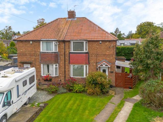 House for sale in High Field, York