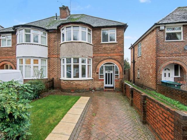 House for sale in Tile Hill, West Midlands
