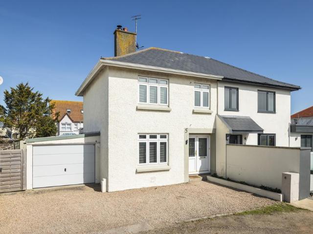House for sale in Penweathers, Isle Of Man