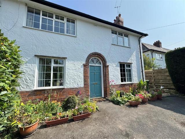 House for sale in Colshaw Farm, Wilmslow