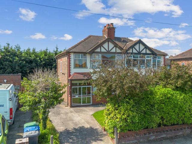 House for sale in Sankey Bridges, Warrington