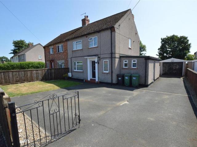 House for sale in Brompton-on-swale, North Yorkshire