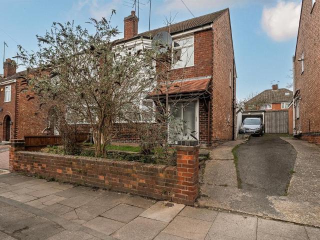 House for sale in Cheylesmore, West Midlands