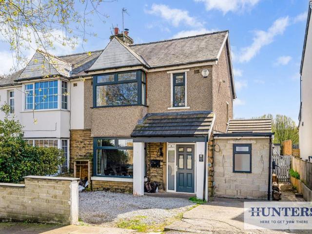 House for sale in Baildon, West Yorkshire