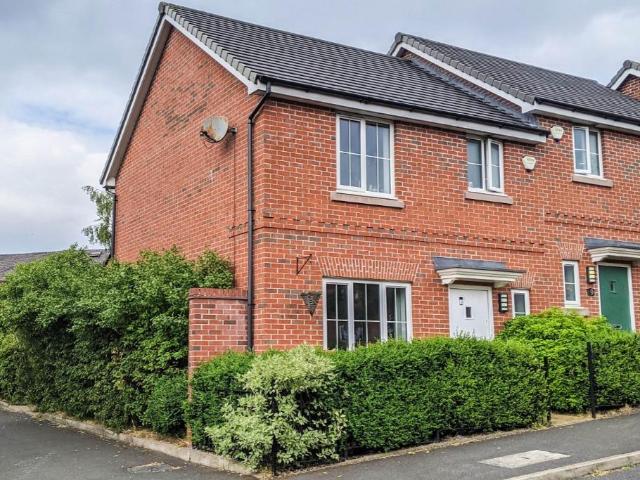 House for sale in Pendock, Greater Manchester