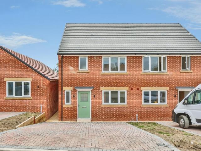 House for sale in Attenborough, East Midlands