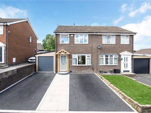 House for sale in Allerton, West Yorkshire