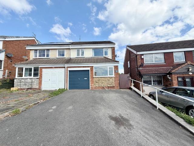 House for sale in Ravenstitch, Brierley Hill