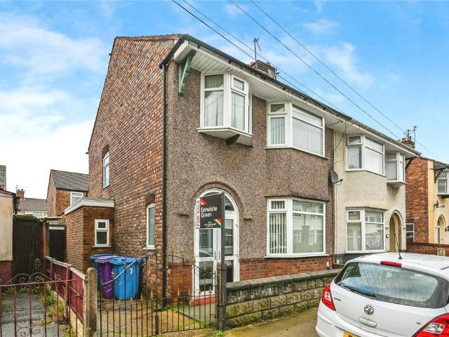 House for sale in Oak Hill Park, Calderstones