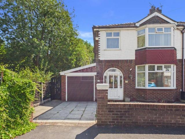 House for sale in Wilderspool, Warrington