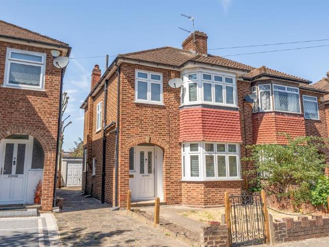 House for sale in Edmonton, Greater London