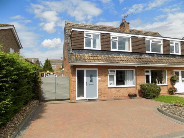 House for sale in Barton In Fabis, East Midlands