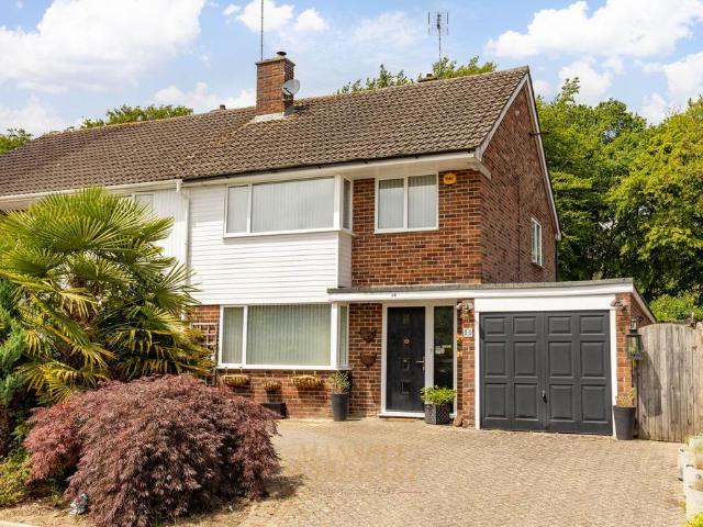 House for sale in Glynde, West Sussex