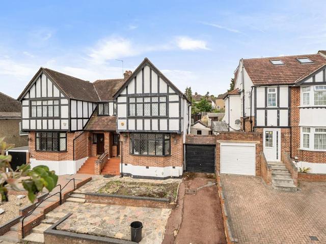 House for sale in Northwood, Greater London