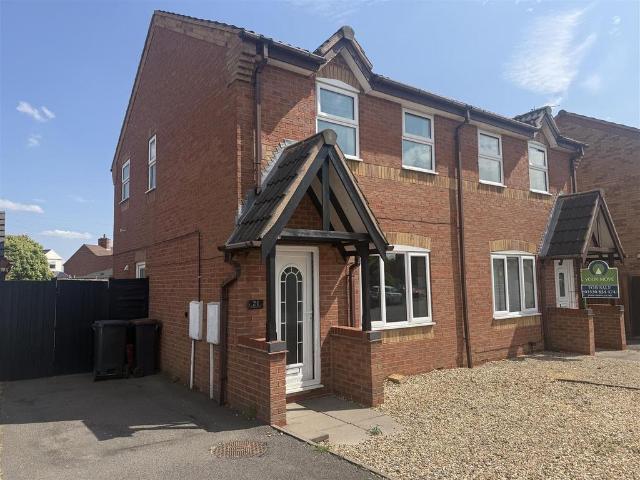 House for sale in Ibstock, Leicestershire