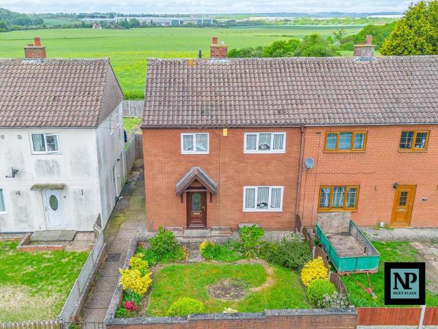 House for sale in Gun Hill, Warwickshire
