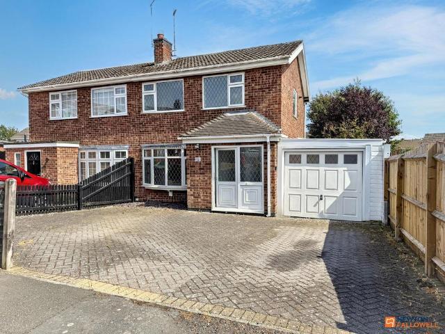 House for sale in Ibstock, Leicestershire