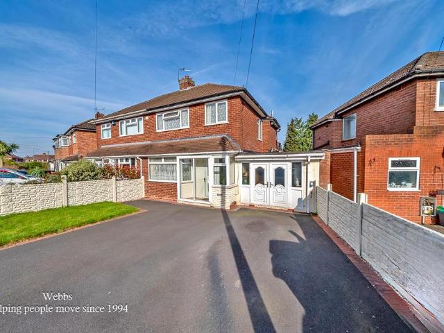 House for sale in Brownhills West, West Midlands