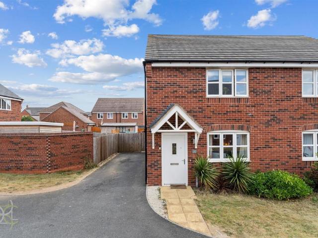 House for sale in Alderminster, Warwickshire