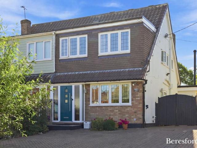 House for sale in Ramsden Heath, Chelmsford