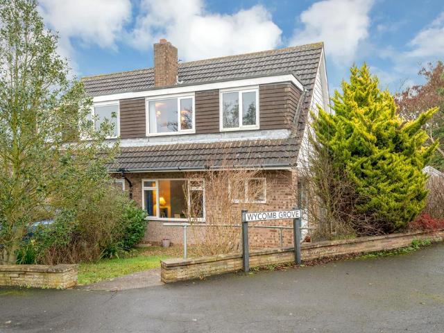 House for sale in Brentingby, Leicestershire