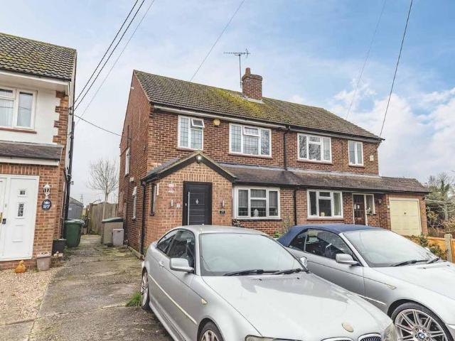 House for sale in Iver