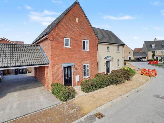 House for sale in Orchards Green, Barway