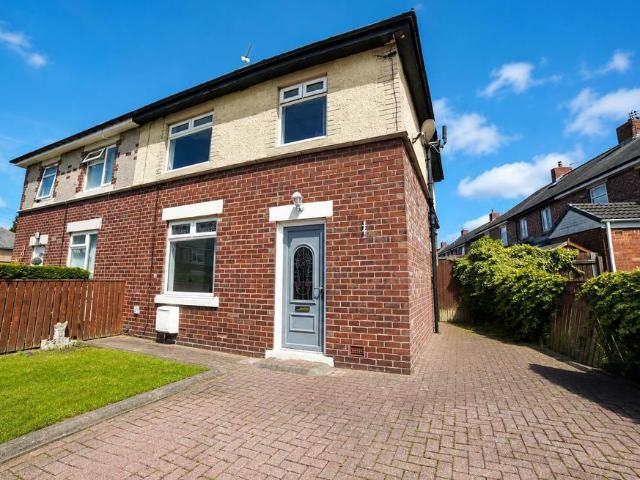 House for sale in Camperdown, North Tyneside