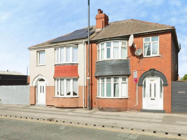 House for sale in Hexthorpe, South Yorkshire